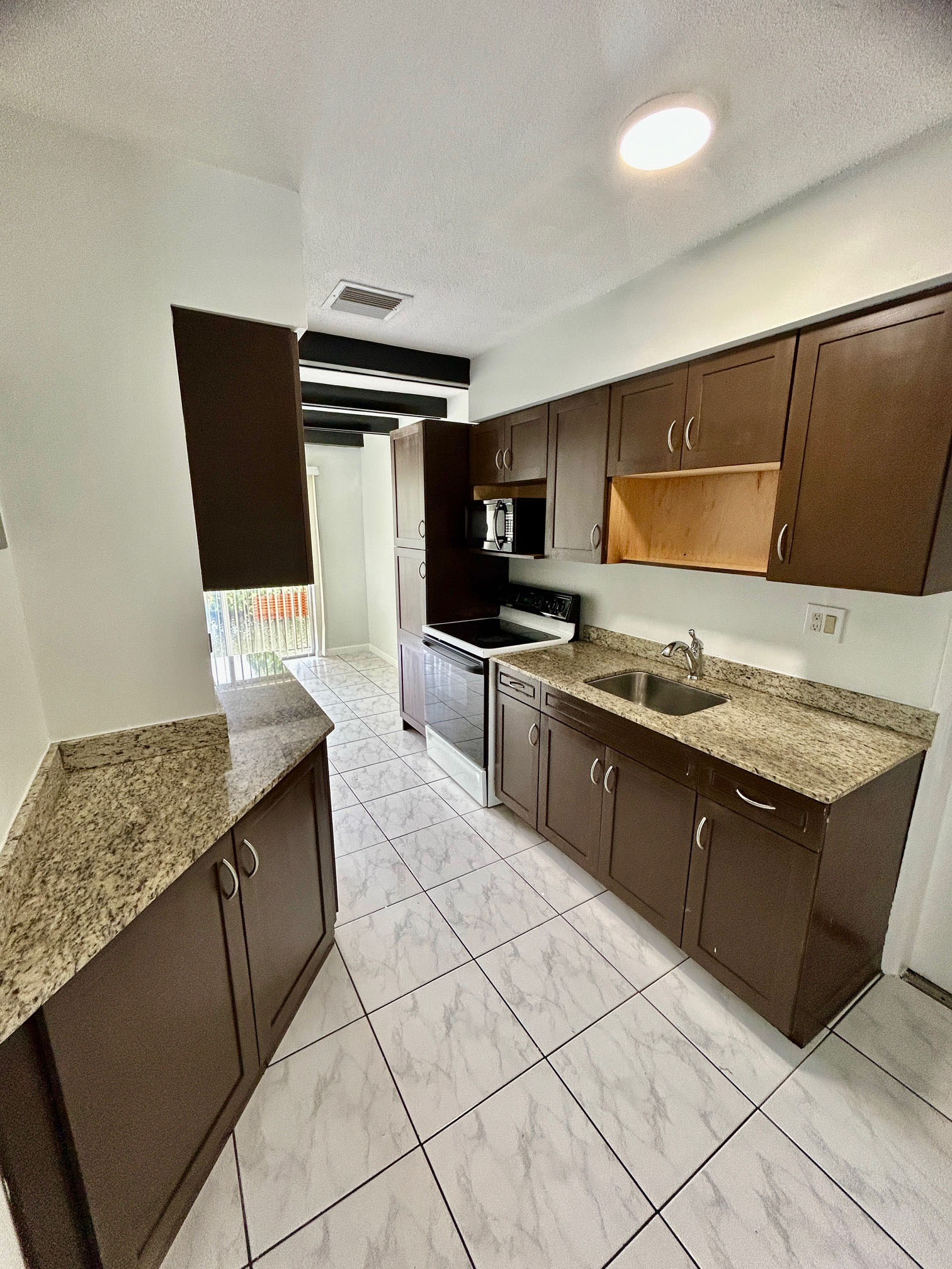 listing-2-pic-3-web